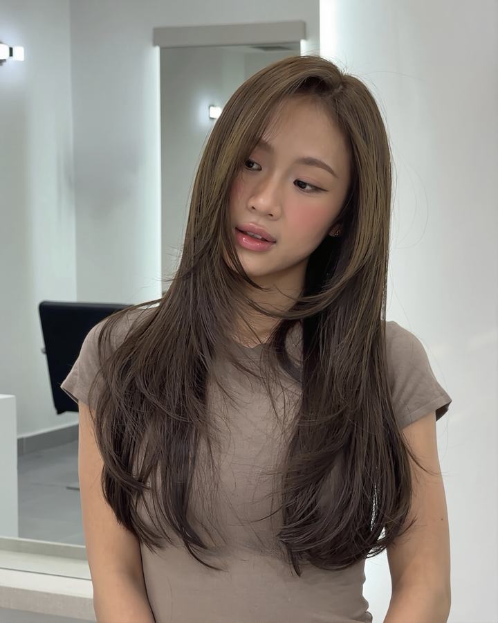 Mẫu cắt thiết kế tóc dài layer nâu tại The New's Hair